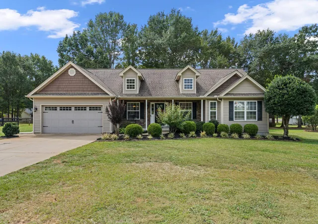 Photo 1 of Single family home for sale at 247 Motlow School Rd, Campobello, SC 29322 | MLS# SPN342604 | Listing updated on 2026-10-09