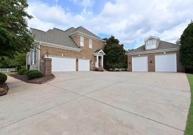 Photo 3 of Single family home for sale at 103 Ivy Trl, Williamston, SC 29697 | MLS# SPN342625 | Listing updated on 2026-10-09