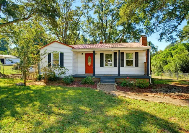 Photo 2 of Single family home for sale at 246 Crosswell School Rd, Easley, SC 29640 | MLS# SPN342628 | Listing updated on 2026-10-28