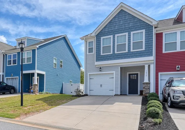 Photo 2 of Townhouse for sale at 1039 Millison Pl, Moore, SC 29369 | MLS# SPN342639 | Listing updated on 2026-10-09