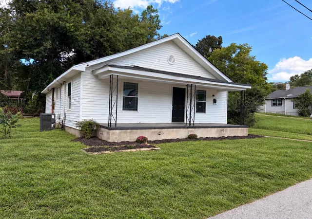 Photo 1 of Single family home for sale at 112 Woodrow St, Union, SC 29379 | MLS# SPN342642 | Listing updated on 2026-10-10