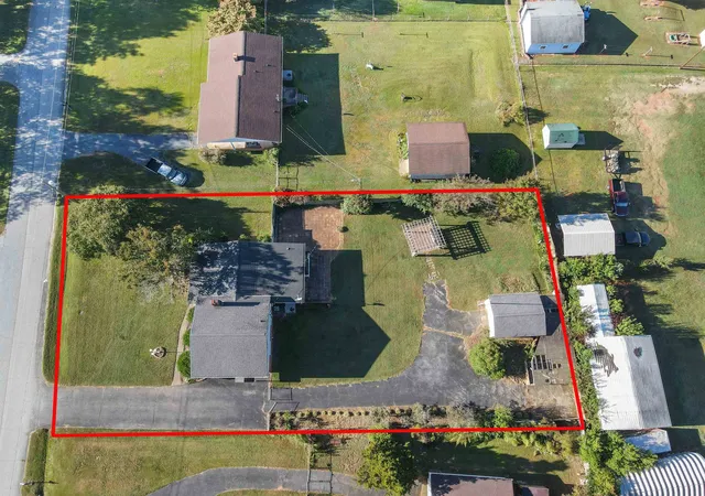 Photo 50 of Single family home for sale at 124 Midland Dr, Boiling Springs, SC 29316 | MLS# SPN342644 | Listing updated on 2026-10-09