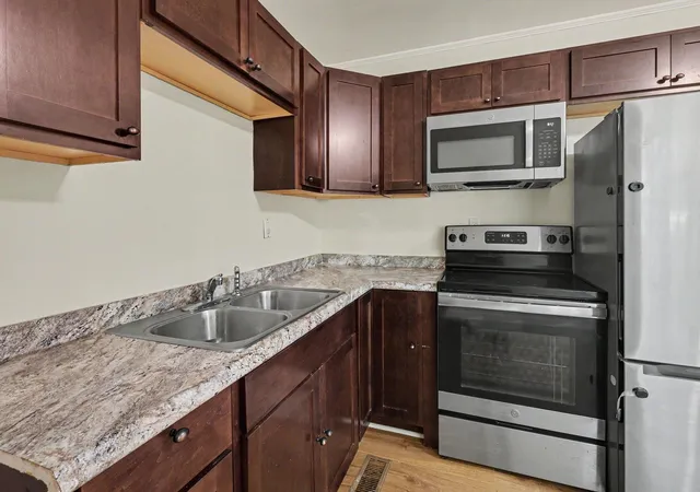 Photo 4 of Single family home for sale at 421 Sharpe St, Woodruff, SC 29388 | MLS# SPN342646 | Listing updated on 2026-10-10