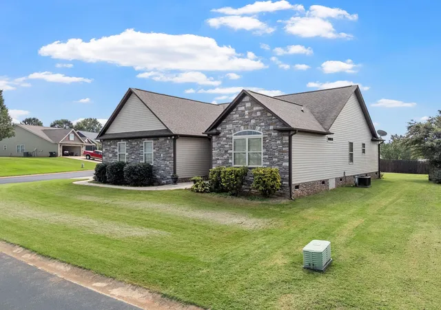 Photo 3 of Single family home for sale at 503 Cornucopia Ln, Inman, SC 29349 | MLS# SPN342652 | Listing updated on 2026-10-10