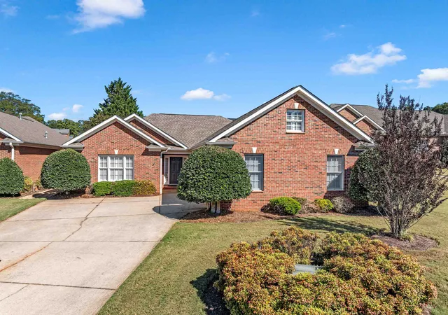 Photo 3 of Single family home for sale at 300 Redspire Dr, Greenville, SC 29617 | MLS# SPN342656 | Listing updated on 2026-10-10
