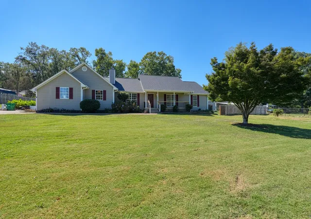 Photo 1 of Single family home for sale at 137 Greenway Dr, Cowpens, SC 29330 | MLS# SPN342657 | Listing updated on 2026-10-10