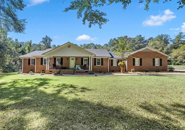 Single family home for sale at 160 Lancaster Rd, Spartanburg, SC 29306 | MLS# SPN342662