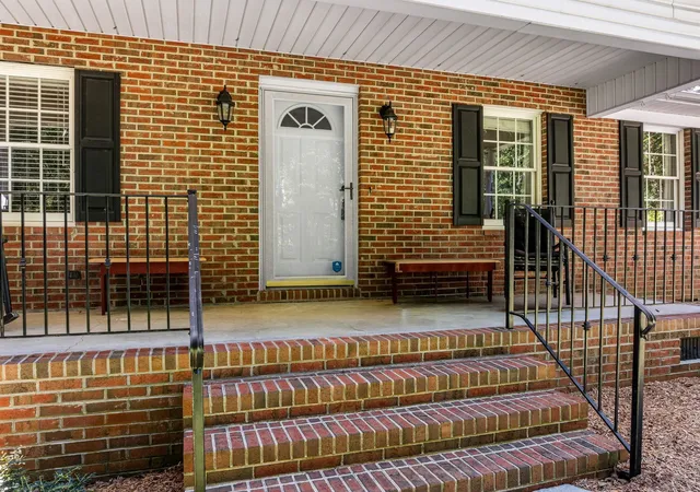 Photo 3 of Single family home for sale at 160 Lancaster Rd, Spartanburg, SC 29306 | MLS# SPN342662 | Listing updated on 2026-10-11