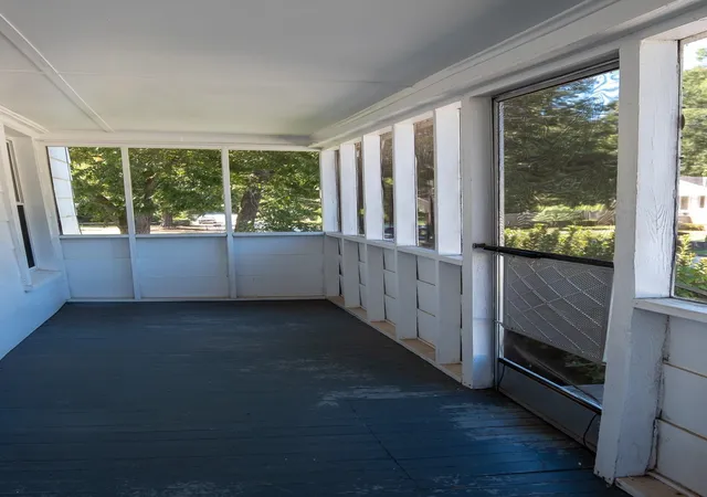 Photo 3 of Single family home for sale at 303 Oshields St, Union, SC 29379 | MLS# SPN342669 | Listing updated on 2026-10-11