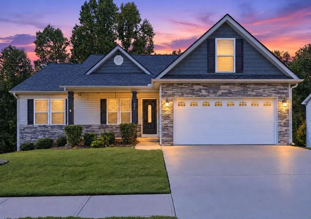 Photo 3 of Single family home for sale at 436 Shoreline Blvd, Boiling Springs, SC 29316 | MLS# SPN342673 | Listing updated on 2026-10-10
