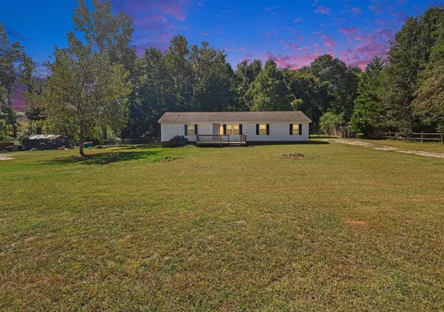 Photo 1 of Manufactured home for sale at 236 Angells Dr, Woodruff, SC 29388 | MLS# SPN342674 | Listing updated on 2026-10-10