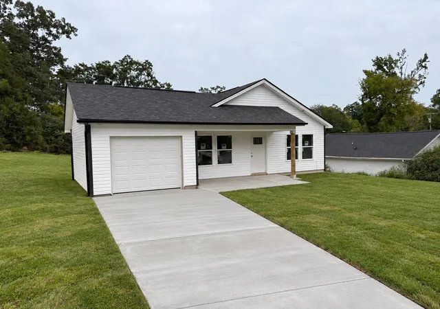 Single family home for sale at 113 George St, Spartanburg, SC 29306 | MLS# SPN342680