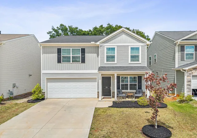 Photo 1 of Single family home for sale at 124 Braxton Dr, Moore, SC 29369 | MLS# SPN342687 | Listing updated on 2026-10-11