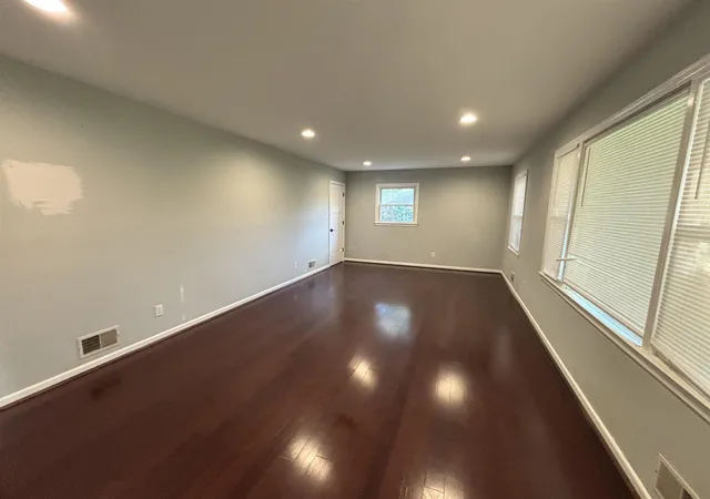 Photo 3 of Single family home for sale at 165 Campton Cir, Inman, SC 29349 | MLS# SPN342689 | Listing updated on 2026-10-11