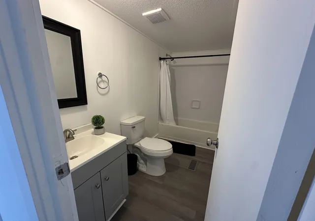Photo 4 of Manufactured home for sale at 314 Garner Rd, Spartanburg, SC 29303 | MLS# SPN342690 | Listing updated on 2026-10-12