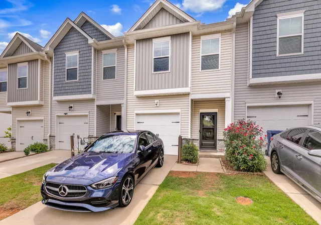 Photo 3 of Townhouse for sale at 19 Apollo View Ln, Greenville, SC 29607 | MLS# SPN342692 | Listing updated on 2026-10-11