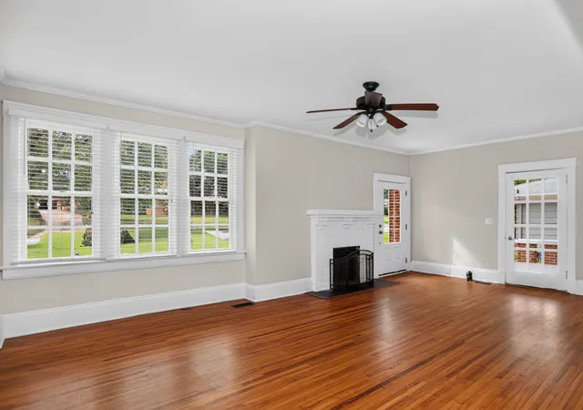 Photo 2 of Single family home for sale at 724 Hollywood St, Spartanburg, SC 29302 | MLS# SPN342721 | Listing updated on 2026-10-20