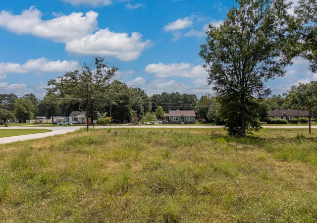 Photo 4 of Land for sale at Tract 1 Marshall Cir, Greenwood, SC 29646 | MLS# SPN342724 | Listing updated on 2026-10-14