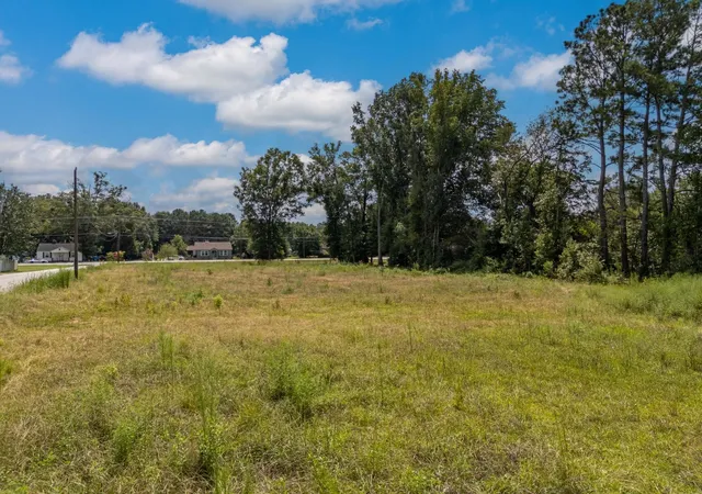 Photo 4 of Land for sale at Tract 2 Marshall Cir, Greenwood, SC 29646 | MLS# SPN342725 | Listing updated on 2026-10-14