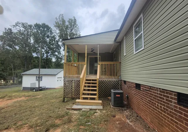 Photo 3 of Single family home for sale at 105 Ponce De Leon Ave, Spartanburg, SC 29302 | MLS# SPN342739 | Listing updated on 2026-10-15