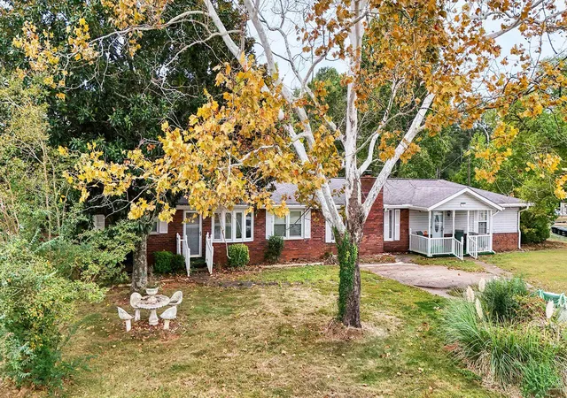 Photo 3 of Single family home for sale at 70 Snowmill Rd, Woodruff, SC 29388 | MLS# SPN342740 | Listing updated on 2026-10-15