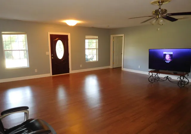 Photo 3 of Single family home for sale at 438 Vistas Rd, Gaffney, SC 29340 | MLS# SPN342743 | Listing updated on 2026-10-15