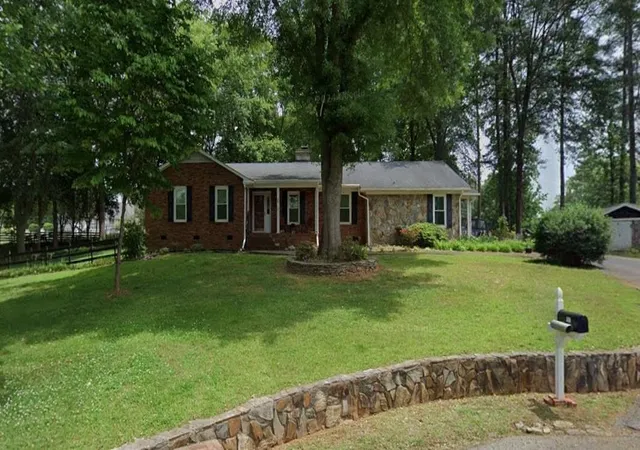Photo 1 of Sale Pending at 92 Sun Valley Rd, Boiling Springs, SC 29316 | MLS# SPN342756 | Listing updated on 2026-10-14