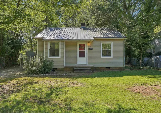 Photo 1 of Sale Pending at 101 Tyler Ct, Spartanburg, SC 29301 | MLS# SPN342757 | Listing updated on 2026-10-21