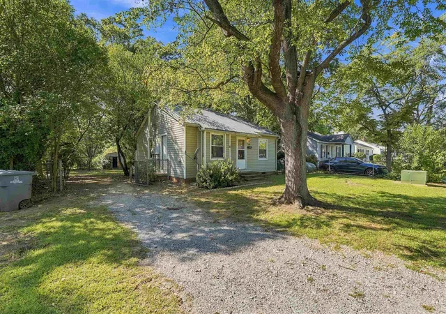 Photo 2 of Sale Pending at 101 Tyler Ct, Spartanburg, SC 29301 | MLS# SPN342757 | Listing updated on 2026-10-21