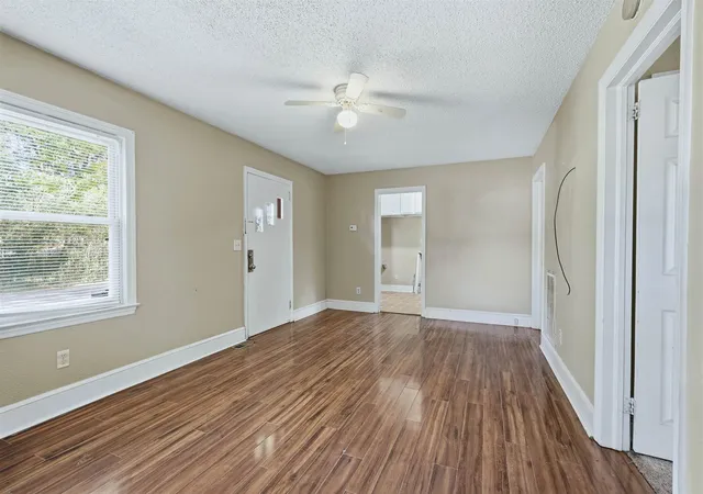 Photo 3 of Sale Pending at 101 Tyler Ct, Spartanburg, SC 29301 | MLS# SPN342757 | Listing updated on 2026-10-21