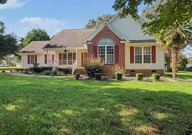 Photo 2 of Sale Pending at 137 Eagle Ridge Dr, Chesnee, SC 29323 | MLS# SPN342759 | Listing updated on 2026-10-18