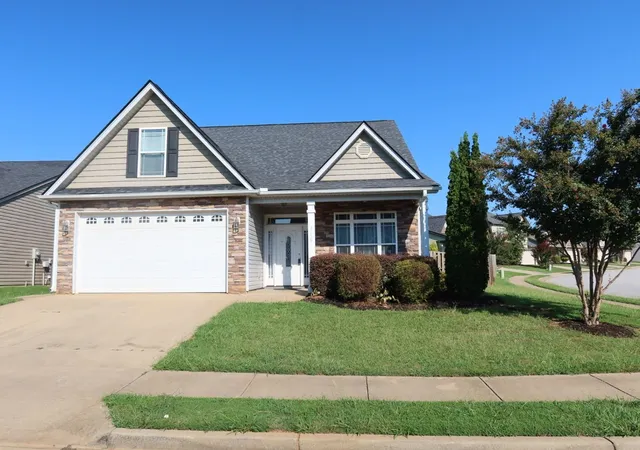 Photo 2 of Single family home for sale at 2150 Pomerol Dr, Moore, SC 29369 | MLS# SPN342764 | Listing updated on 2026-10-15