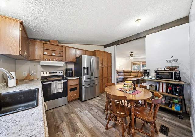 Photo 3 of Manufactured home for sale at 714 Saphire Ct, Inman, SC 29349 | MLS# SPN342774 | Listing updated on 2026-10-16