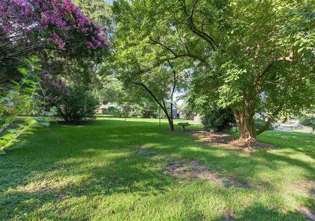 Photo 3 of Single family home for sale at 106 Keloy St, Spartanburg, SC 29301 | MLS# SPN342776 | Listing updated on 2026-10-16