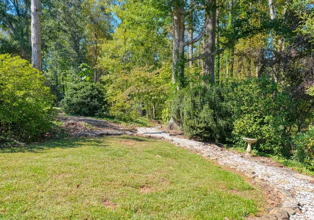 Photo 3 of Single family home for sale at 111 Plantation Dr, Moore, SC 29369 | MLS# SPN342780 | Listing updated on 2026-10-17
