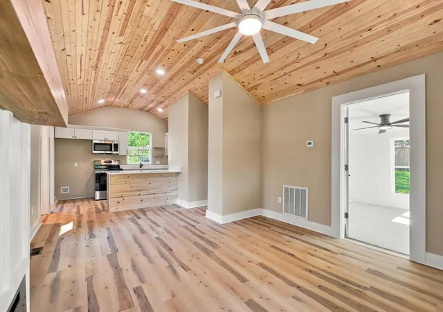 Photo 4 of Single family home for sale at 27 Culp St, Inman, SC 29349 | MLS# SPN342783 | Listing updated on 2026-10-16