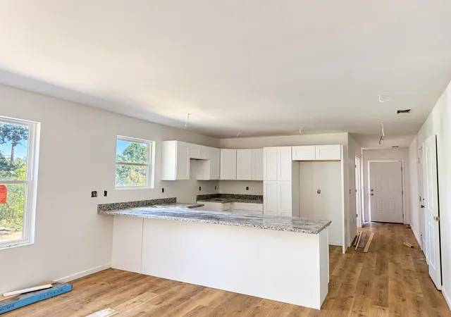 Photo 3 of Single family home for sale at 132 Everett St, Spartanburg, SC 29306 | MLS# SPN342803 | Listing updated on 2026-10-17