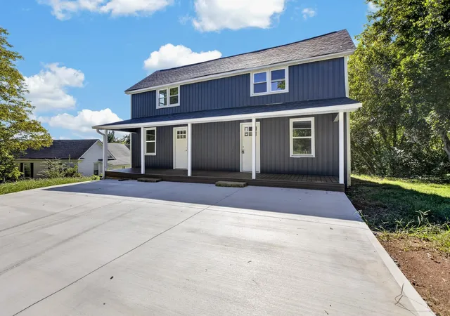 Photo 3 of Multi family home for sale at 240 Church St, Glendale, SC 29346 | MLS# SPN342811 | Listing updated on 2026-10-25