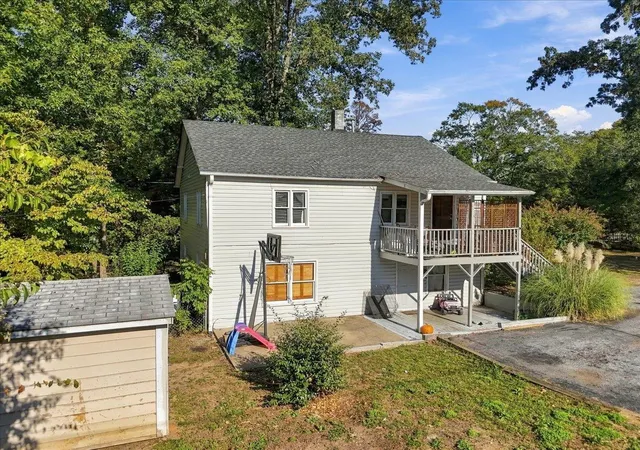 Photo 2 of Multi family home for sale at 1676 Old Charlotte Rd, Spartanburg, SC 29307 | MLS# SPN342829 | Listing updated on 2026-10-18