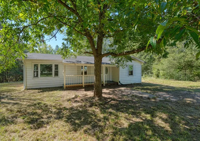 Photo 1 of Single family home for sale at 551 W Main St, Pacolet, SC 29372 | MLS# SPN342846 | Listing updated on 2026-10-17