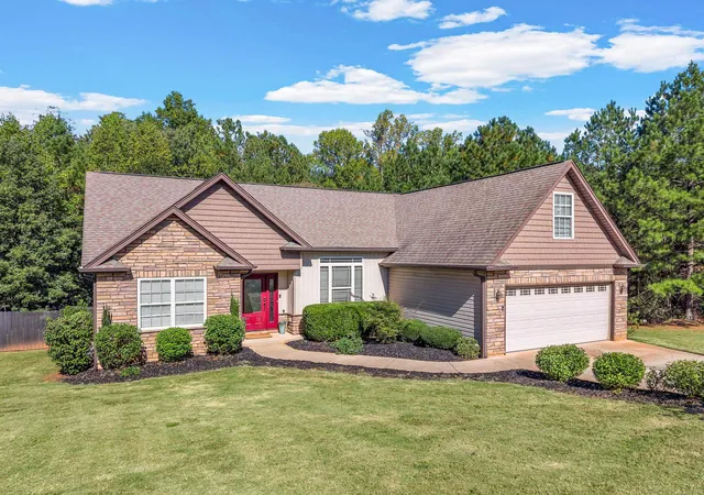 Photo 3 of Single family home for sale at 449 Abberly Ln, Boiling Springs, SC 29316 | MLS# SPN342850 | Listing updated on 2026-10-17