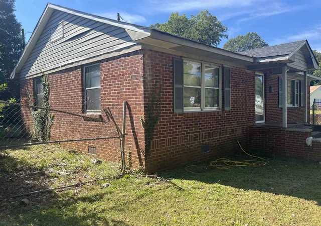 Photo 1 of Single family home for sale at 100 Sunset Dr, Gaffney, SC 29340 | MLS# SPN342854 | Listing updated on 2026-10-17