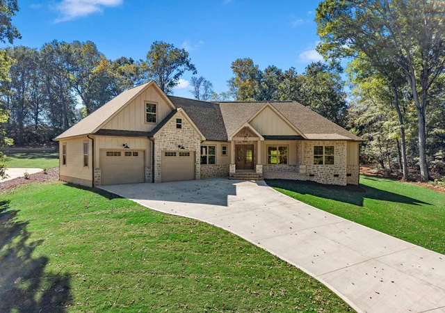 Photo 1 of Single family home for sale at 314 Bouldercrest Dr, Spartanburg, SC 29301 | MLS# SPN342859 | Listing updated on 2026-10-25