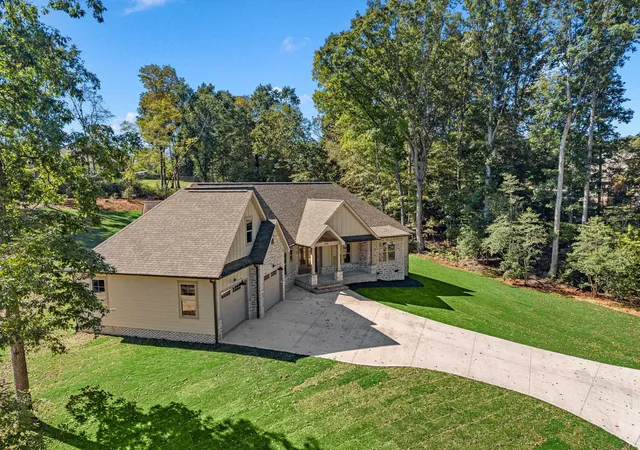 Photo 2 of Single family home for sale at 314 Bouldercrest Dr, Spartanburg, SC 29301 | MLS# SPN342859 | Listing updated on 2026-10-25
