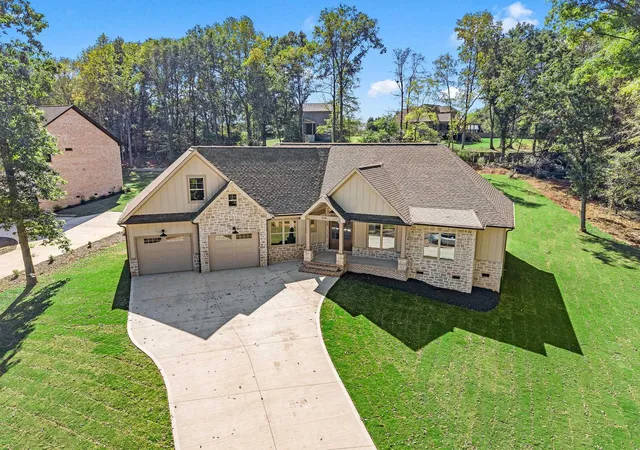 Photo 3 of Single family home for sale at 314 Bouldercrest Dr, Spartanburg, SC 29301 | MLS# SPN342859 | Listing updated on 2026-10-25