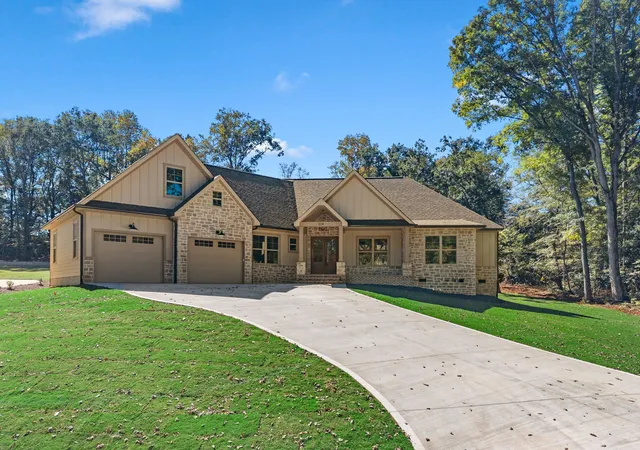 Photo 4 of Single family home for sale at 314 Bouldercrest Dr, Spartanburg, SC 29301 | MLS# SPN342859 | Listing updated on 2026-10-25
