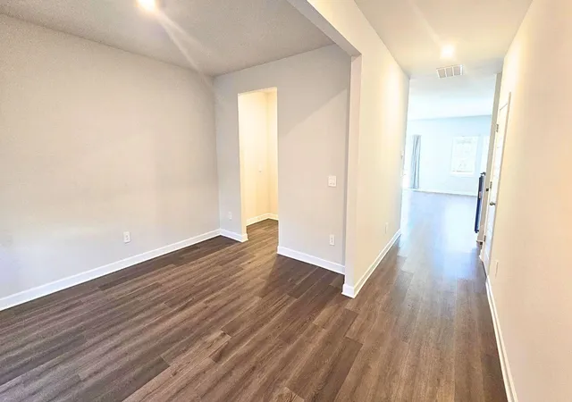 Photo 4 of Single family home for sale at 289 Lavinia Cir, Lyman, SC 29365 | MLS# SPN342885 | Listing updated on 2026-10-18
