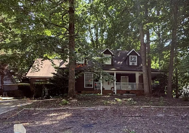 Photo 1 of Sale Pending at 227 Hunters Woods Dr, Simpsonville, SC 29680 | MLS# SPN342909 | Listing updated on 2026-10-20