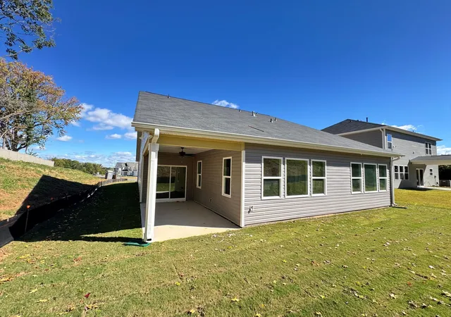 Photo 2 of Single family home for sale at 329 Blane Ct, Inman, SC 29349 | MLS# SPN342941 | Listing updated on 2026-10-21