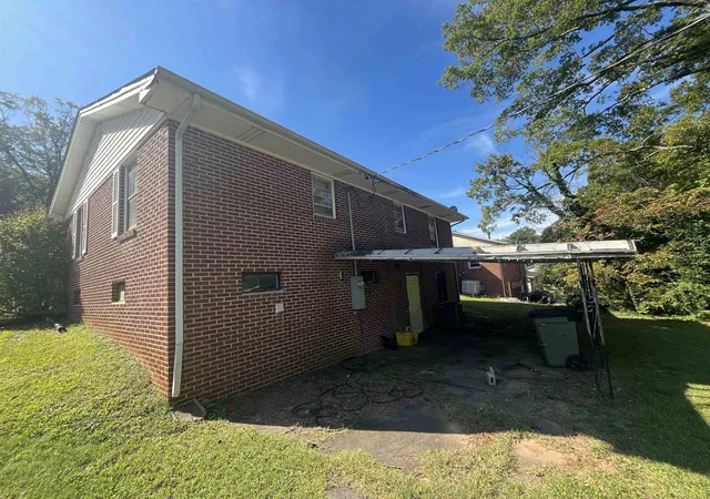 Photo 4 of Single family home for sale at 139 Anthony St, Gaffney, SC 29340 | MLS# SPN342942 | Listing updated on 2026-10-21